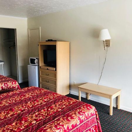 Royal Inn Motel Фронт Роял Екстериор снимка