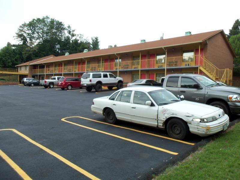 Royal Inn Motel Фронт Роял Екстериор снимка